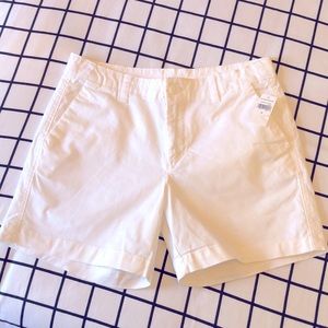 NWT Gap White Cotton City Short